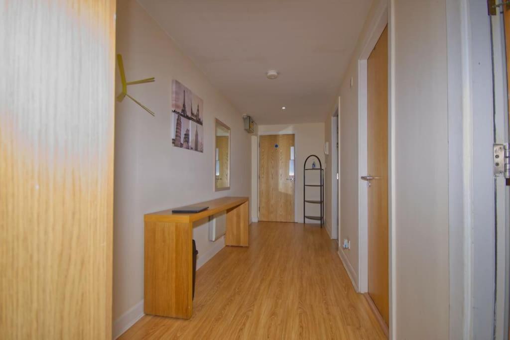 Alluring 2 Bedroom Leeds City Centre Apartment- Self Check-In,Balconied Apartment Екстериор снимка